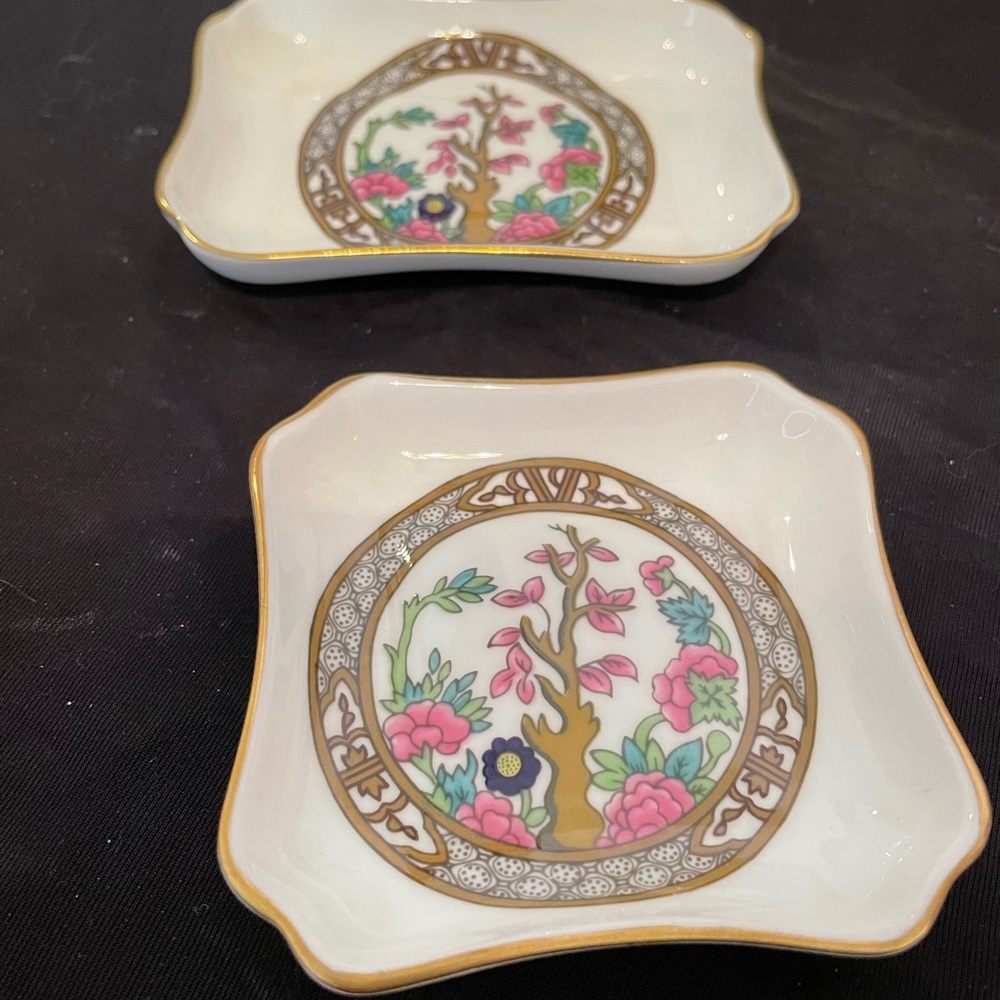 Set Of Two (2) “Indian Tree” Coalport w/ Gold Trim Pin Dishes